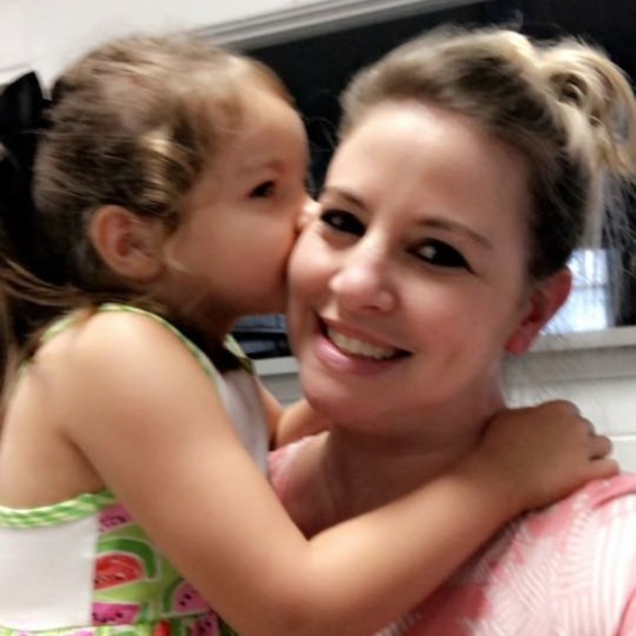 Meet your Posher, Katie - Picture 1 of 1